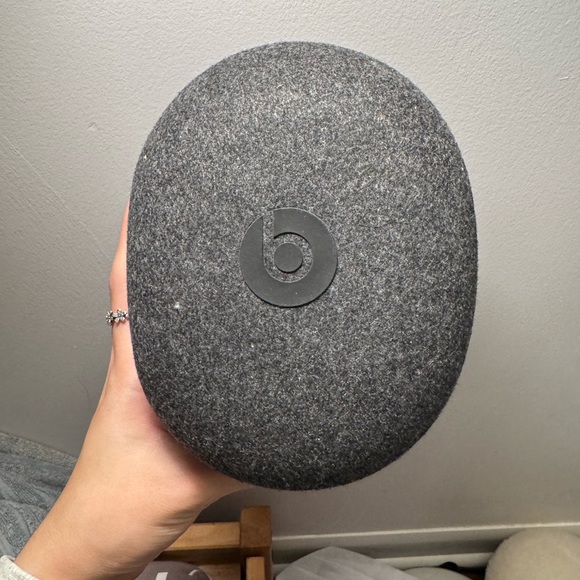 Beats solo pro - Picture 6 of 8